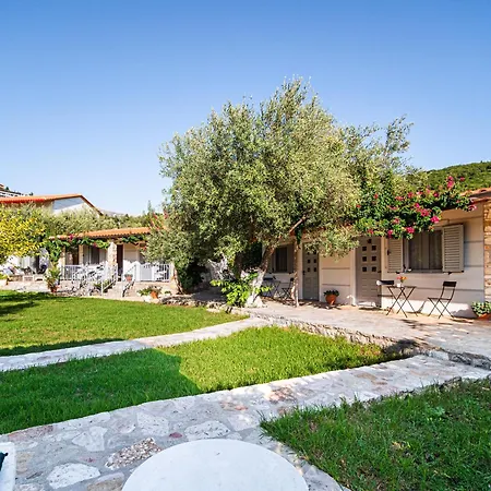 Janakis Garden Livadi 3* Himare Fshat