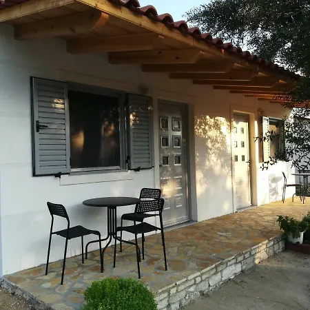Janakis Garden Livadi 3*