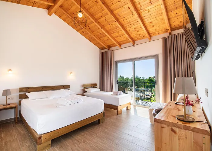 Janakis Garden Livadi Aparthotel 3*