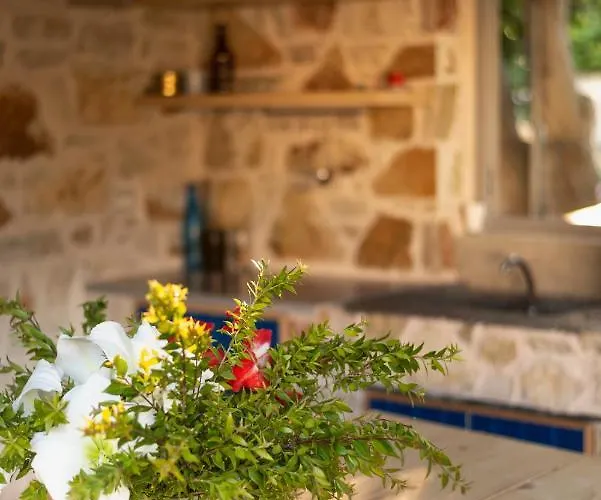 Janakis Garden Livadi 3* Himare Fshat