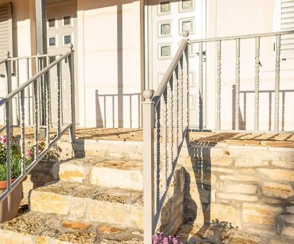 Janakis Garden Livadi 3*