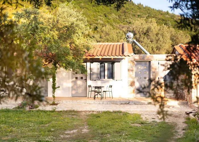 Janakis Garden Livadi Aparthotel