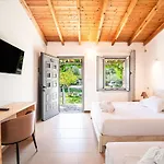 Janakis Garden Livadi 3*