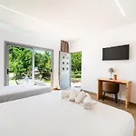 Aparthotel Janakis Garden Livadi