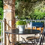 Aparthotel Janakis Garden Livadi 3*