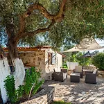 Janakis Garden Livadi 3*