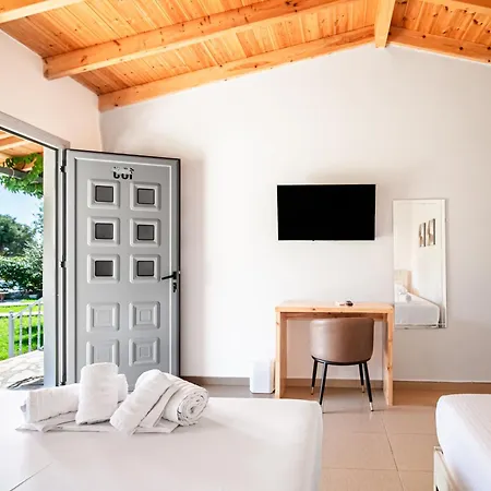 Appart hôtel Janakis Garden Livadi Himare Fshat