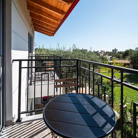 Janakis Garden Livadi Himare Fshat
