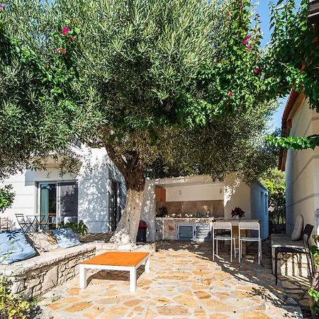 Janakis Garden Livadi Appart hôtel
