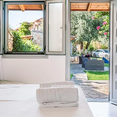 Janakis Garden Livadi Appart hôtel 3*